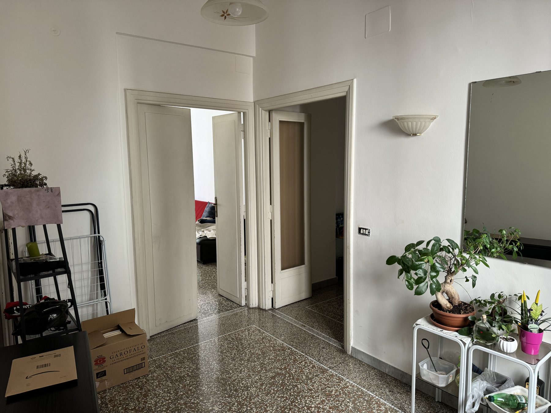 Stato iniziale degli interni di una ristrutturazione residenziale